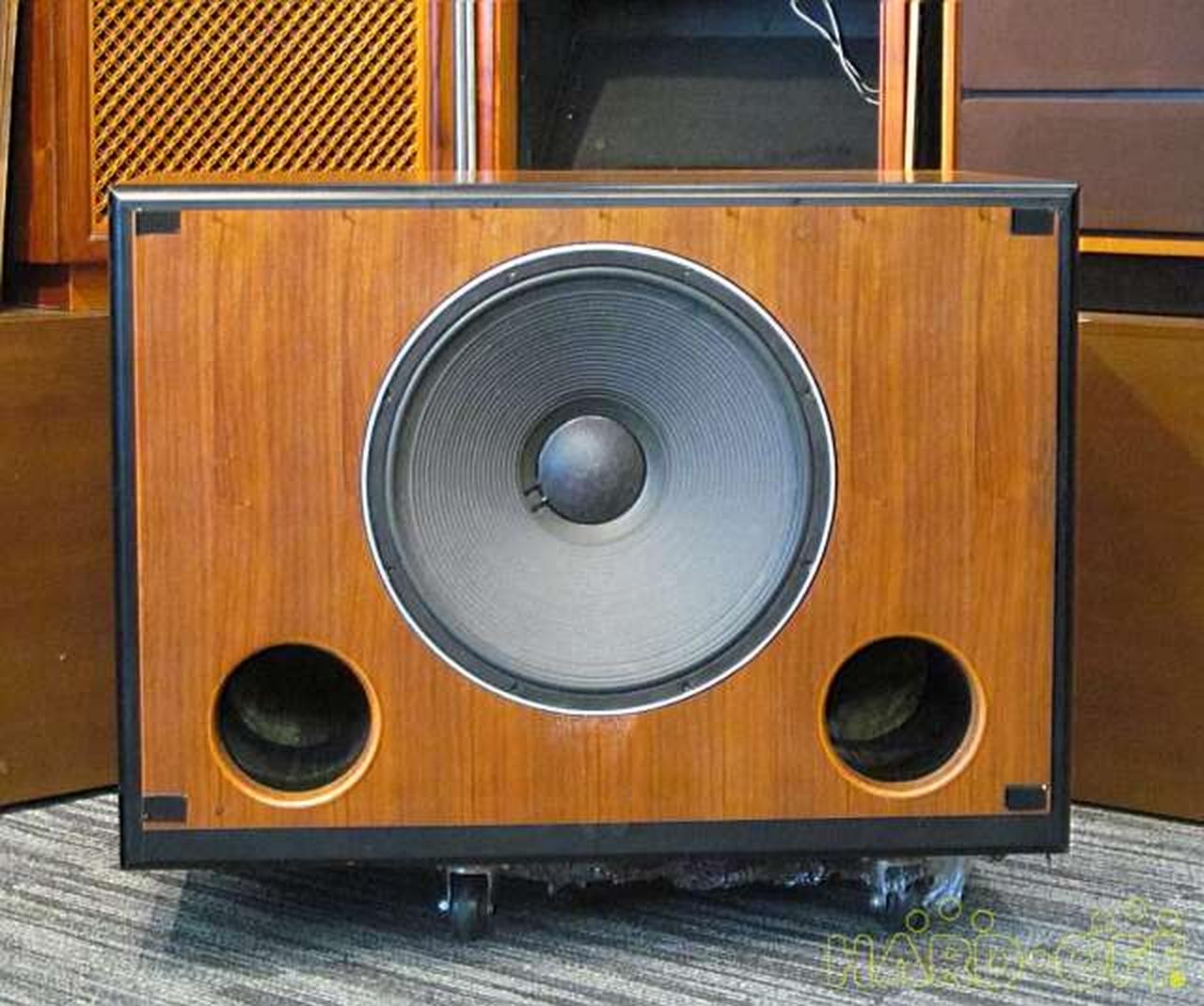 JBL 2245H 18” Subwoofer 1pc Single Unit in Wood Enclosure w/