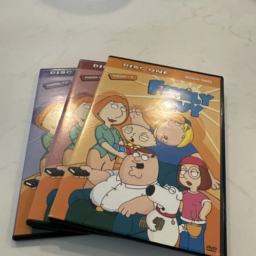 Family Guy Volume 3: Season 4 (DVD)