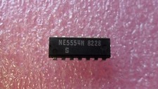 NE5554N INTEGRATED CIRCUIT OBSOLETE 1 PER LOT 