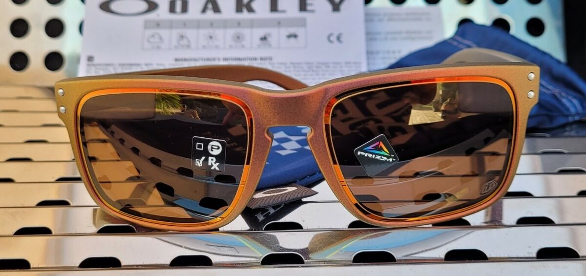 OAKLEY HOLBROOK MIX SUNGLASSES - Flight Sunglasses