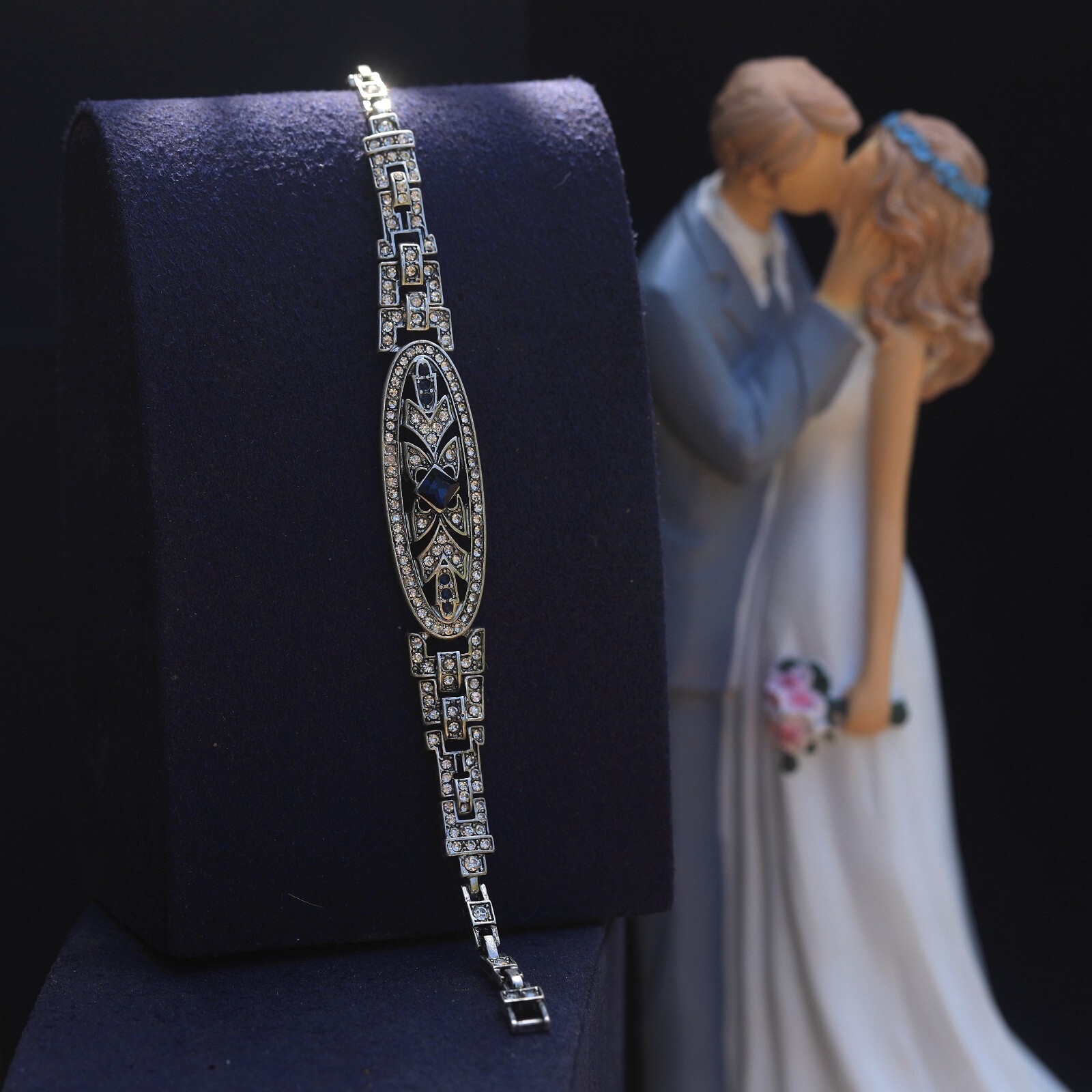 Bracelet Art Deco bleu et blanc pour soirée Années Follles