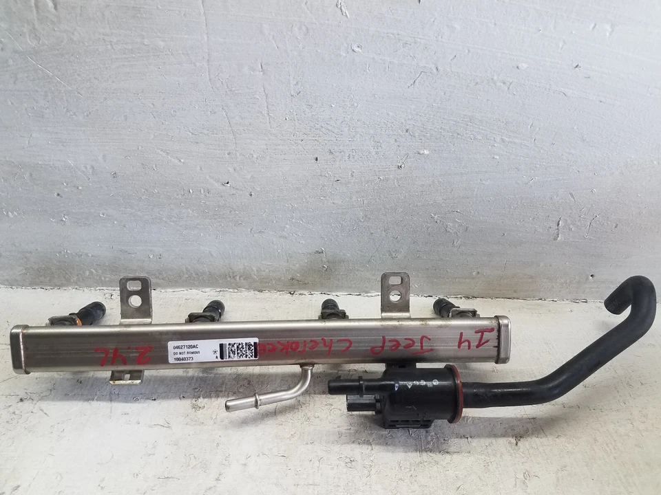 Jeep Cherokee 2014-2018 2,4 L inyectores de combustible con riel 04627120 AC (M178) Foto 3 de 4