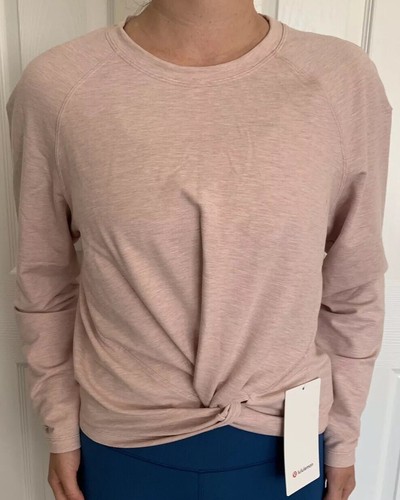 Lululemon Size 8 Tuck and Gather 