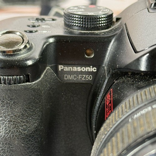 Panasonic LUMIX DMC-FZ50 10.1MP Digital Camera Black 12x Zoom - Picture 3 of 8