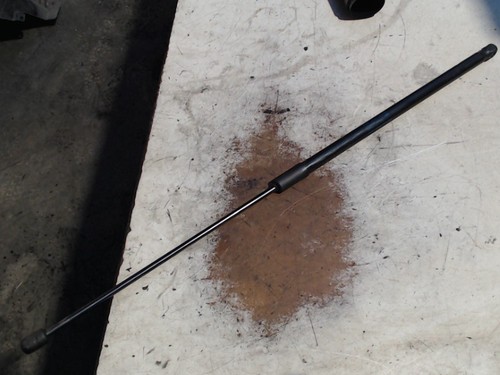 GASDRUCKFEDER VORNE VW Passat (3G2) Sedan 1.6 TDI 16V (DCXA) 2017 3G0823359A