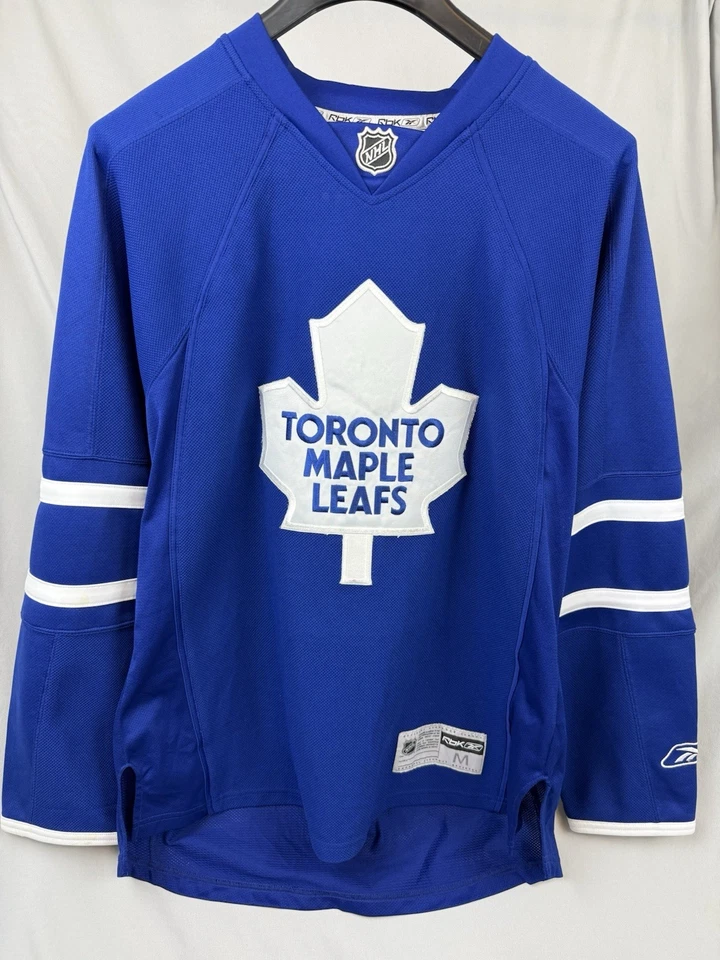 Toronto Maple Leafs hockey jersey medium Reebok CCM - Image 3 of 4