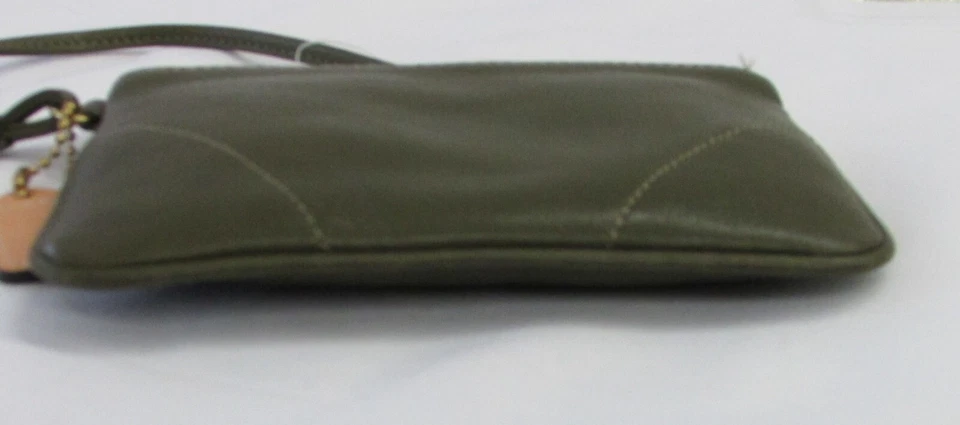 Vintage Green Coach Small Purse - Image 3 of 4