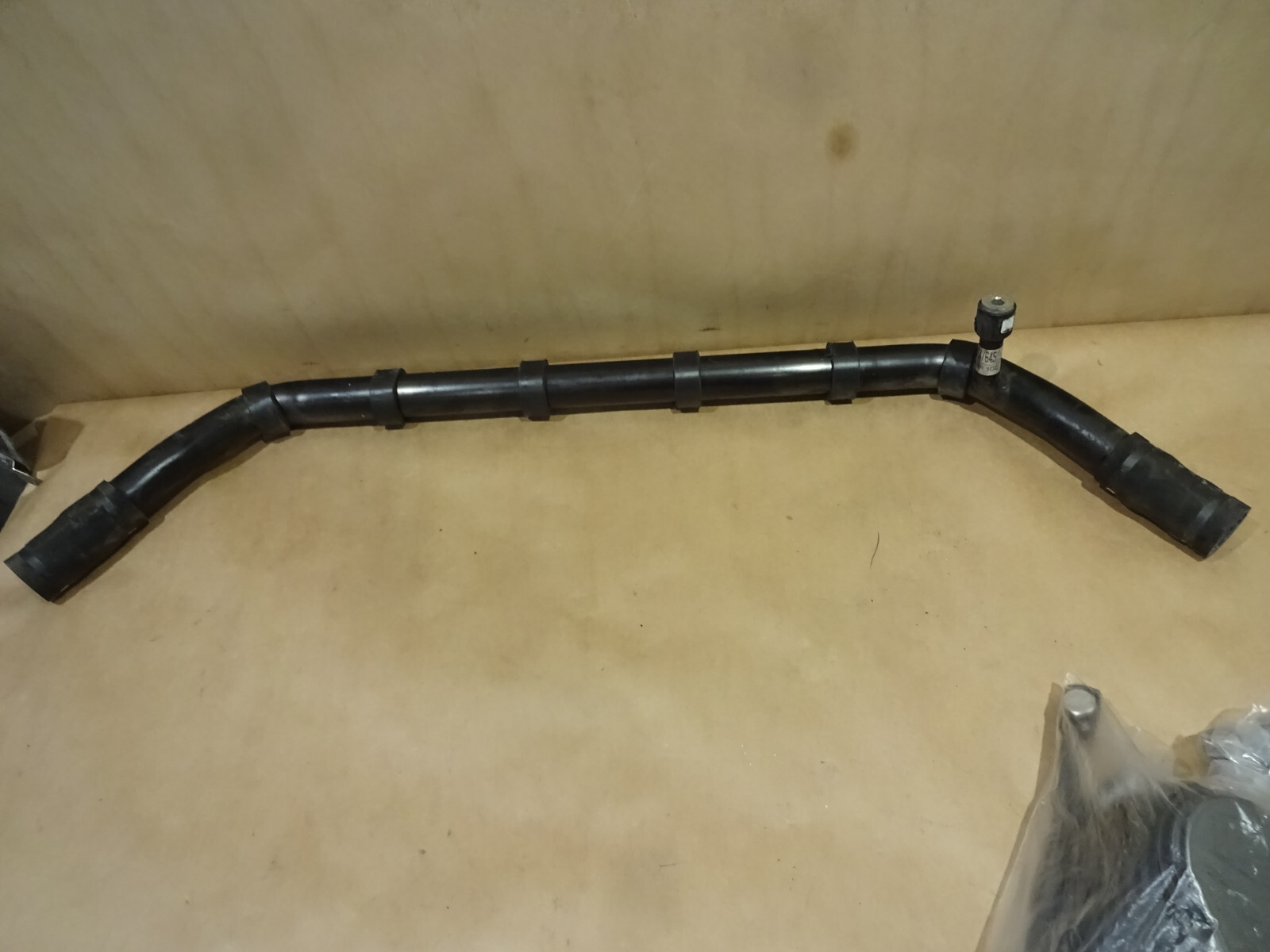 Ferrari 360 - Fuel Tanks Connection Pipe - P/N 184645