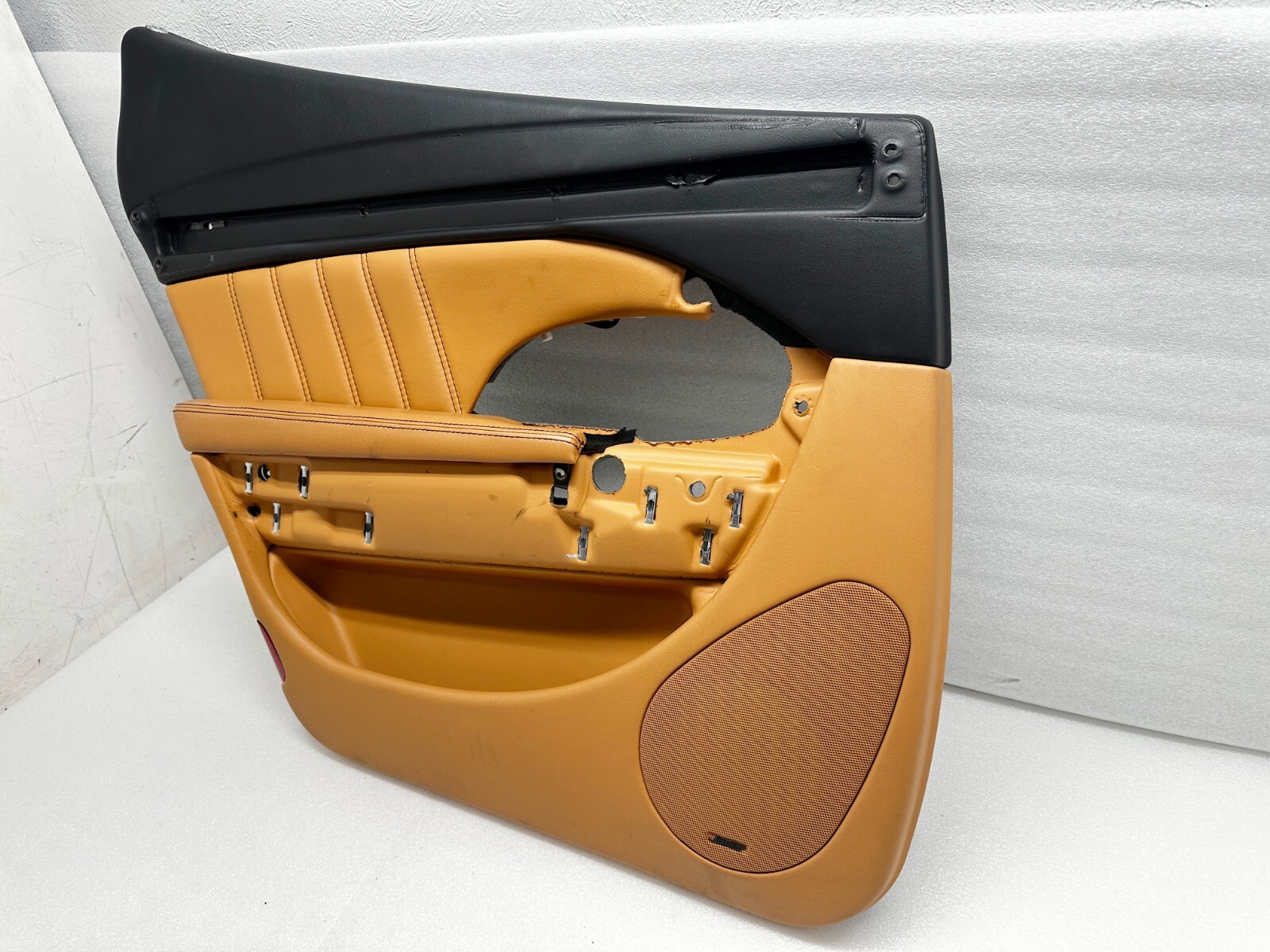 P31110 2003-2012 Maserati Quattroporte M139 Rear Door Panel Interior Driver Side