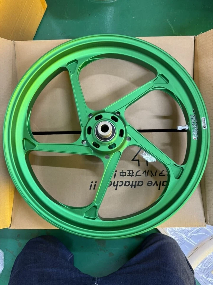 Rueda delantera GALESPEED ZX-25R TIPO GP1S verde anodizado Foto 2 de 3
