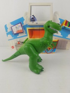 walking talking dinosaur toy