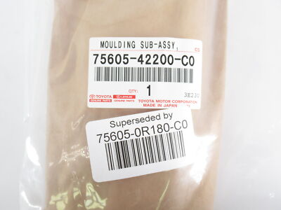 Genuine OEM Toyota 75605-0R180-C0 Passenger RH Wheel Opening