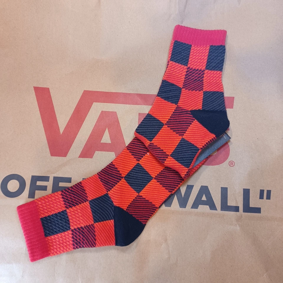 (3) pairs Vans Crew Socks Women's 6.5 -10 Black/Red Checkerboard - VN0AR2QYHU - Image 4 of 4