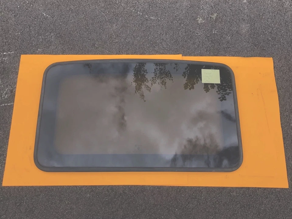 Techo corredizo de vidrio Jeep Liberty 2003-2005 techo corredizo ventana fabricante de equipos originales de fábrica Foto 3 de 4