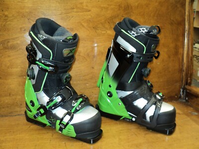 APEX XP   size 26.0 mens