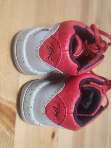 ✅️Jordan Flight Origin 2 University Red Black Size 9C Toddler Shoes 705162 601 - Picture 3 of 9