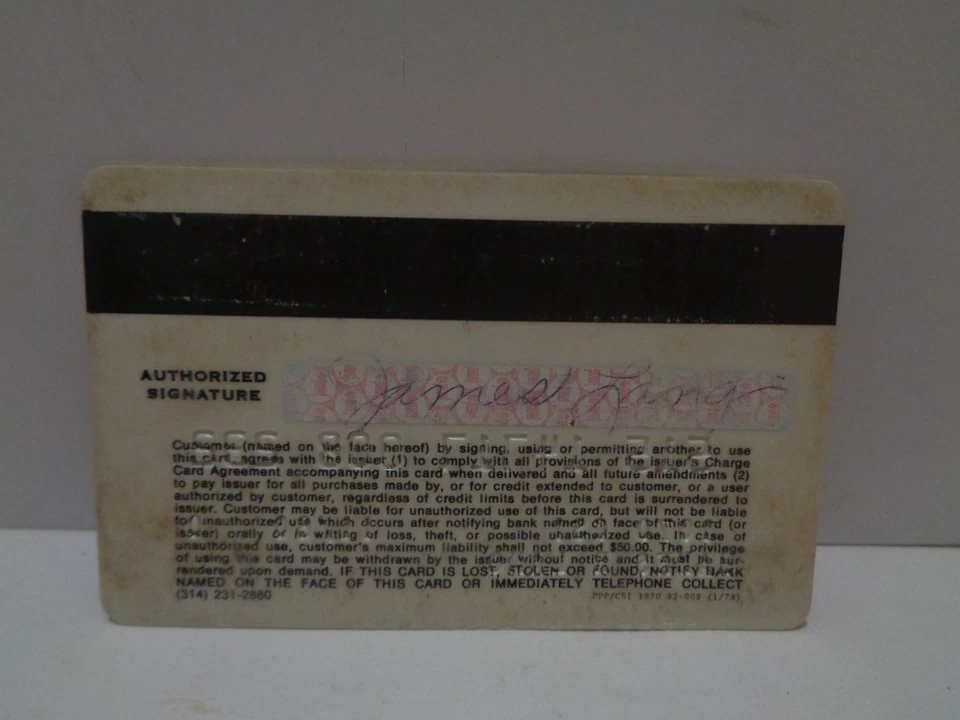 Tarjeta de crédito vintage 1980 State Bank of Collinsville "Master Charge". Foto 2 de 2