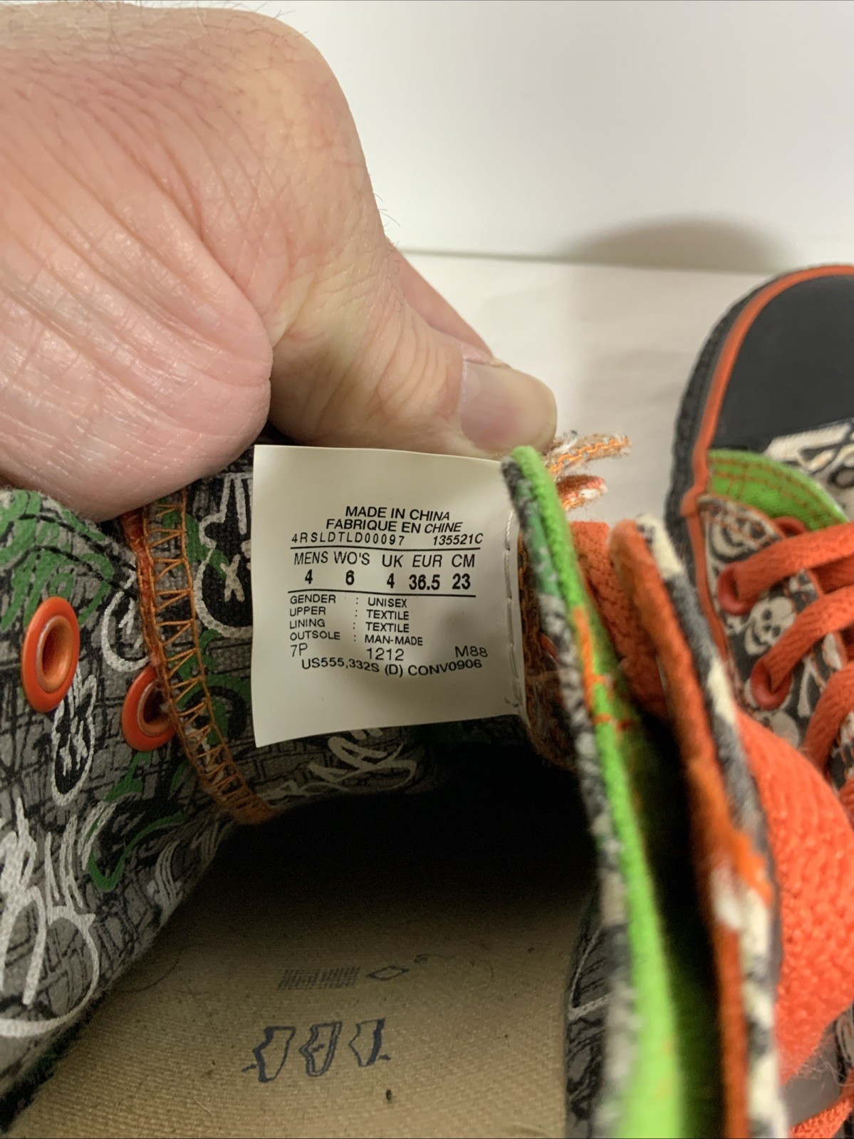 Skull  And Cross Bones Pattern Converse Chuck Tay… - image 6