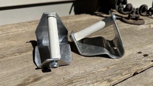 Horse Tack - Cashel EZ Knees Western Stirrup Turners 3”