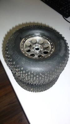 HPI Savage X / XL / Octane Reifen Räder (2)