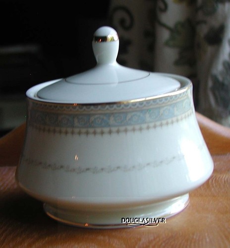 MIKASA LEXINGTON CHINA 2 7/8" SUGAR BOWL MINT