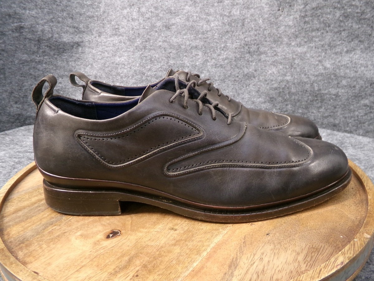 Cole Haan Men display picture 1