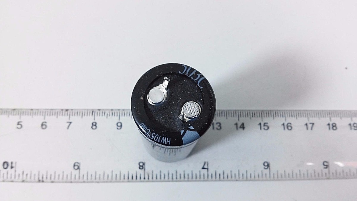 みーゆー JAPAN 7PCS Nichicon 470uf 50V 470mfd MUSE KZ Audio Capacitor