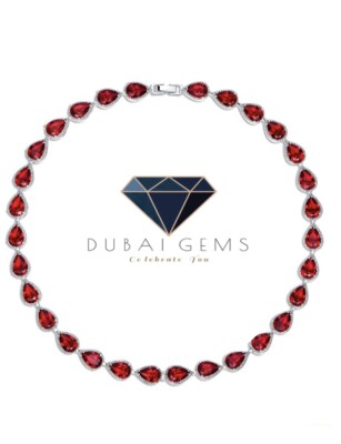 Halskette Weißgold-Finish Birnenschliff roter Rubin und kreierter Diamant kostenlose Geschenkbox 