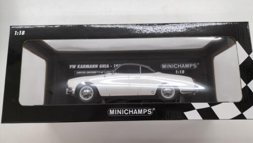 Minichamps Vm Karmann Ghia 1970 1/18 Scale Car - Picture 2 of 9