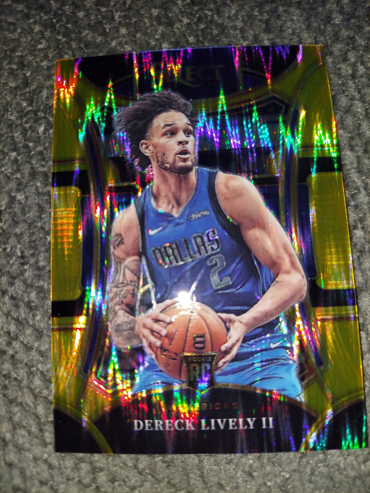 2023-24 Select Dereck Lively II GOLD Flash. Mezzanine Level. Numbered 1/10 RC!