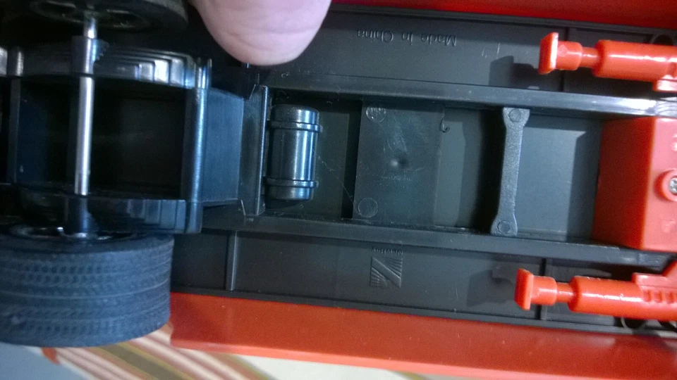 Modellino Statico DAF 95 XF 1998 Modellino CON RIMORCHIO New Ray - Immagine 4 di 4