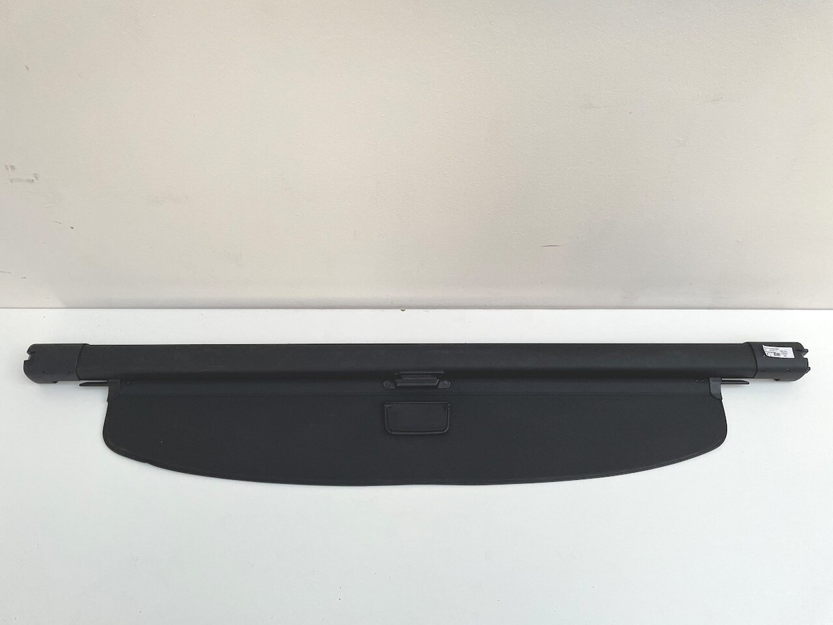 Audi　アウディQ7 トランクカバー トノカバー 　2017年 Genuine Audi Q7 Luggage Cover - 2017 - 2023 Model - 4M0-863-553-D