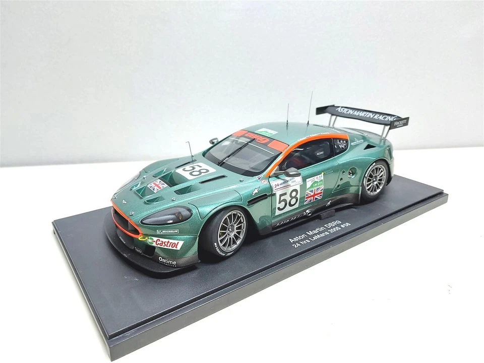 Aston Martin DBR9 24h Le Mans del 2005 #58 - 1/18 Autoart - Immagine 3 di 4