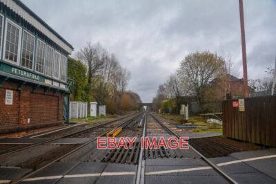 FOTO PETERSFIELD EISENBAHNLINIE DIE DIREKTE LINIE VON PORTSMOUTH VOM BAHNHOF ROA aus gesehen