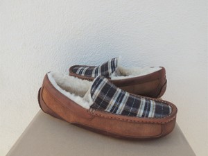 ugg ascot plaid