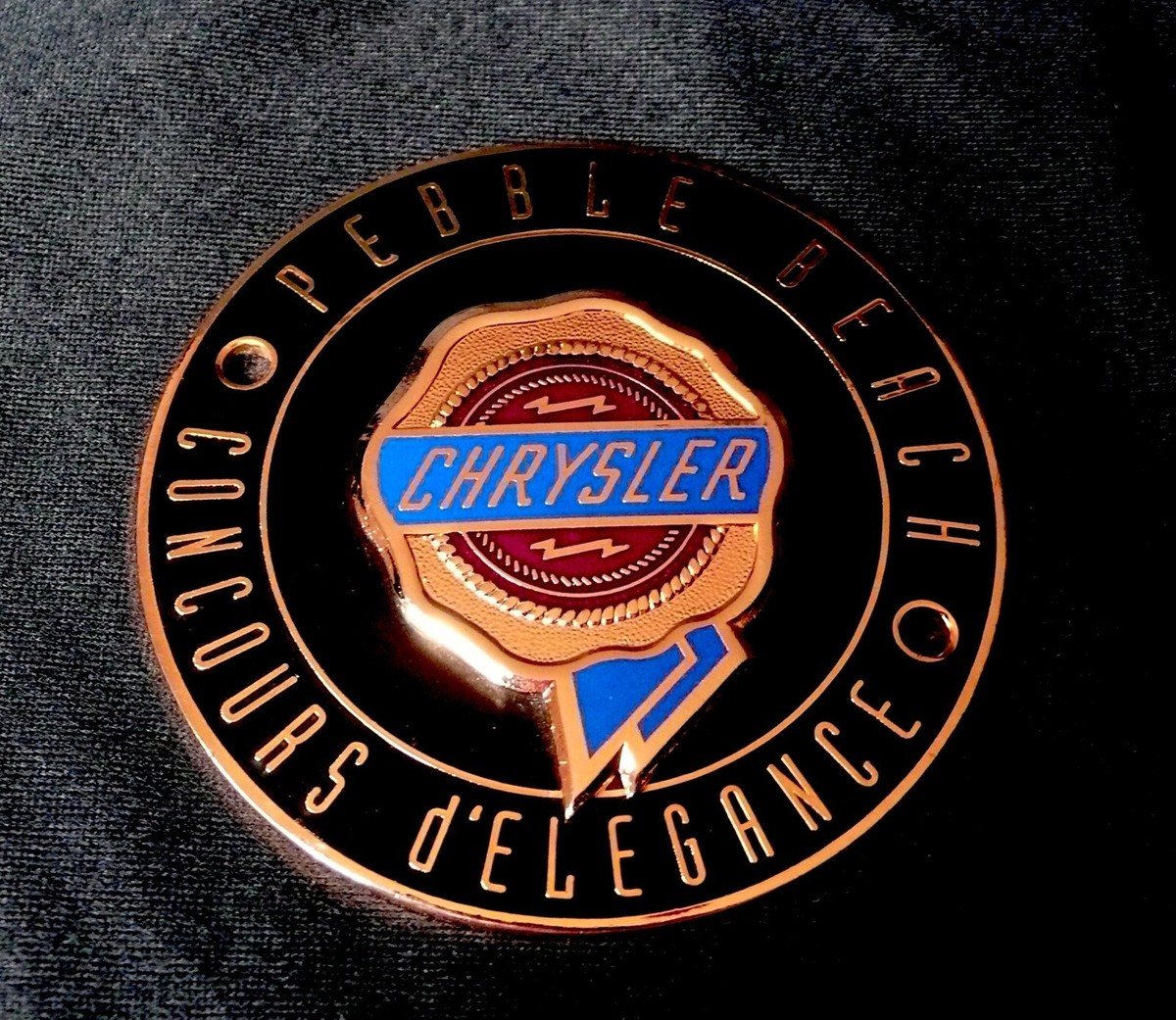 Vintage 1999 Pebble Beach Concours CHRYSLER Large Medallion Dash Plaque EXC