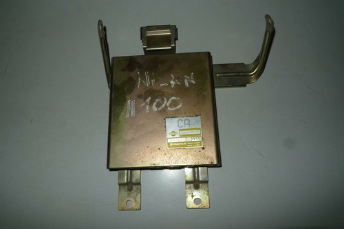 Motorsteuergerät Steuergerät Nissan 100 NX N14 Hitachi 2260462C01 EDCN831E