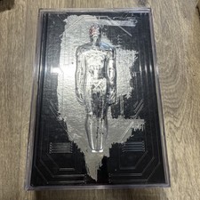 EARTH X Hardcover Book Clamshell Package SIGNED Alex Ross Marvel Limited Edition