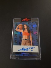2025 Leaf Metal Authentics NIKA MUHL On Card Auto Blue Prismatic 24/75