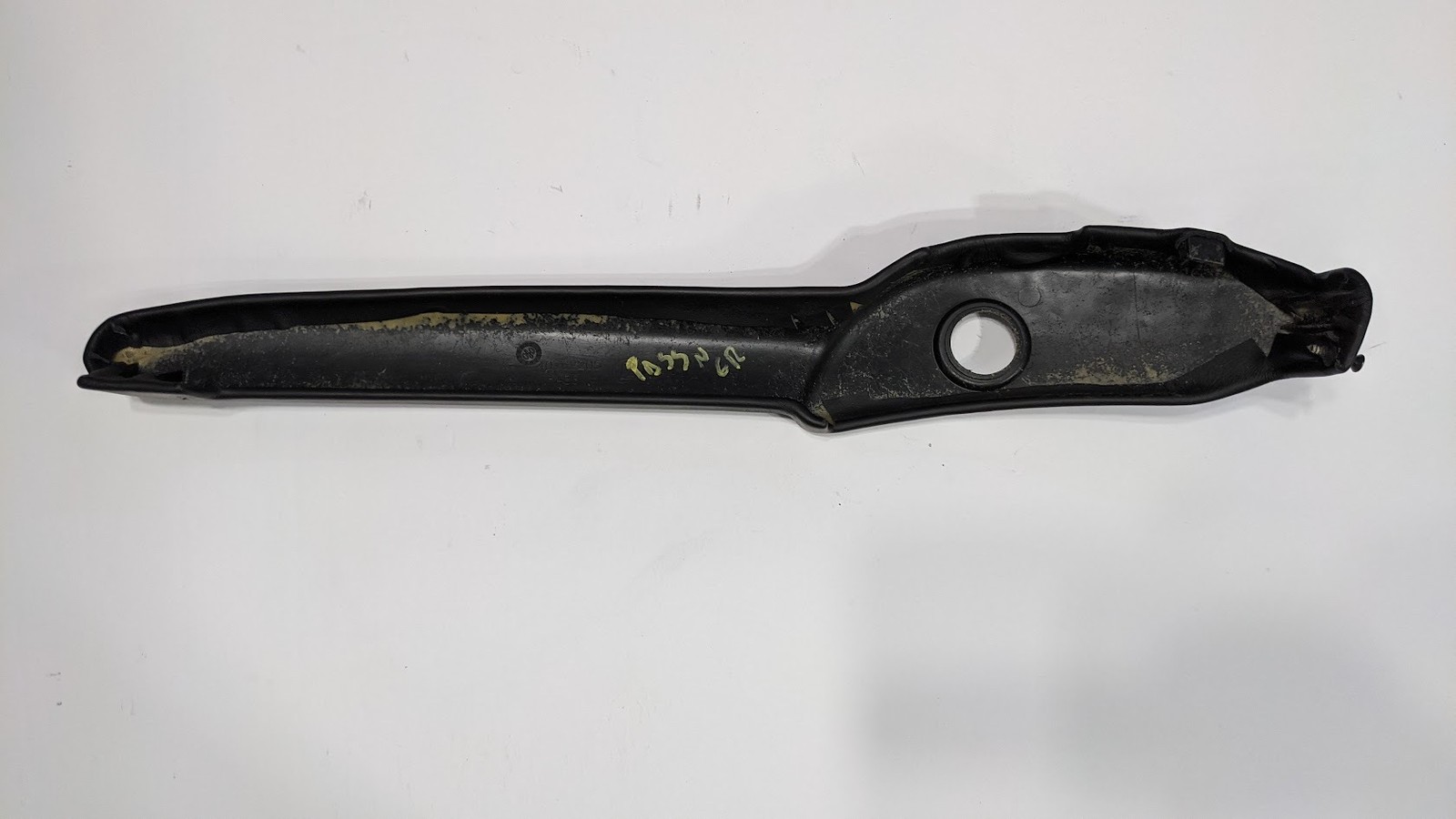 Genuine Ferrari Part COMPLETE PASSENGER SEAT MANUAL RH TRACK COVER 66325000