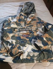 Windbearker Napapijri Herren Jacke Gr. XL  Camouflage