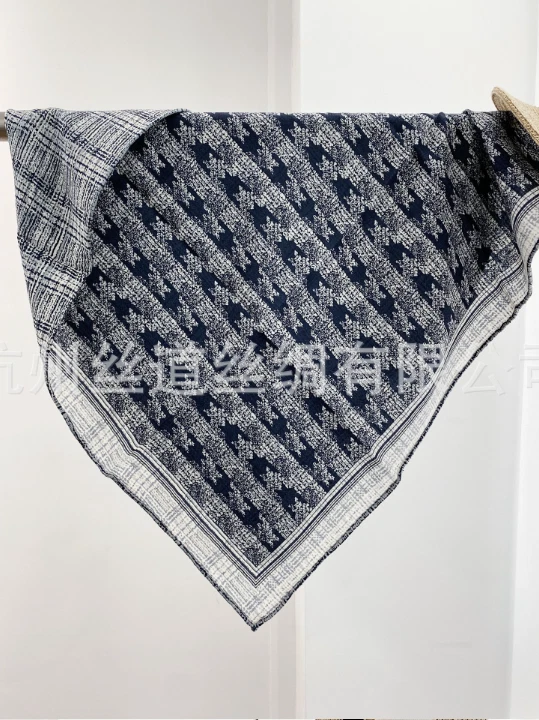 70% Cashmere 30% Silk Neckerchief Scarf grid Print Bandana 26'' Shawl Wrap new