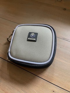 Original Official Nintendo GameCube Disc Holder Carry Case Cheat Discs