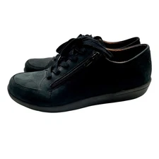 Vionic Women’s Abigail Black Nubuck Suede Sneakers Size 7 Weather Resistant 