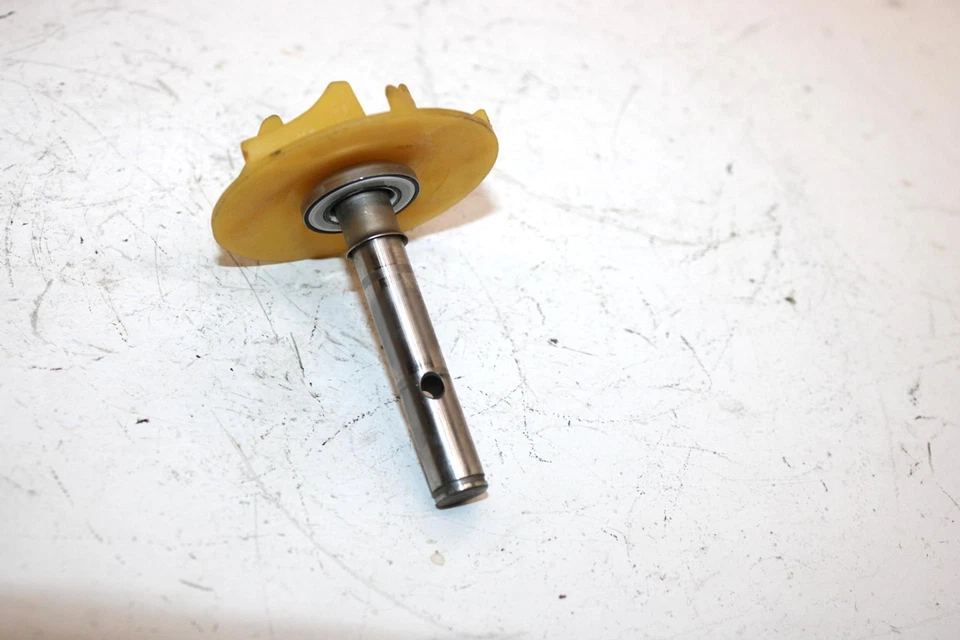 Eje de bomba de agua 16 Can-am Outlander L Max 450 Efi Dps OEM 420620171 AB5 Foto 3 de 4