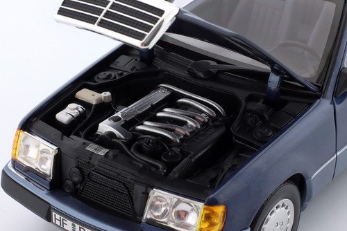 MERCEDES-BENZ 300D T-Modell (S124) 1990 Nautical Blue metallic - 1/18 - NOREV - Picture 9 of 9