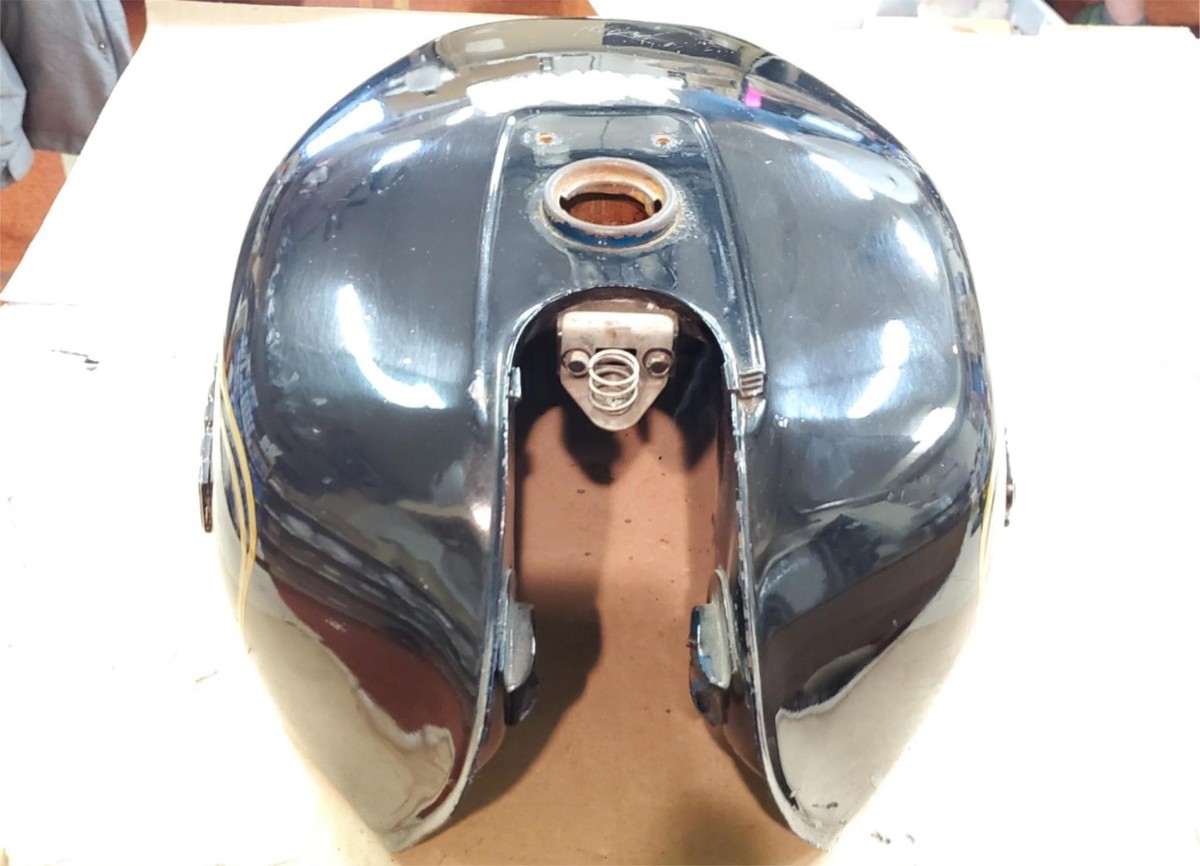 Suzuki Gt380 Gas Petroleum Fuel Tank Original Paint Good Clean GT