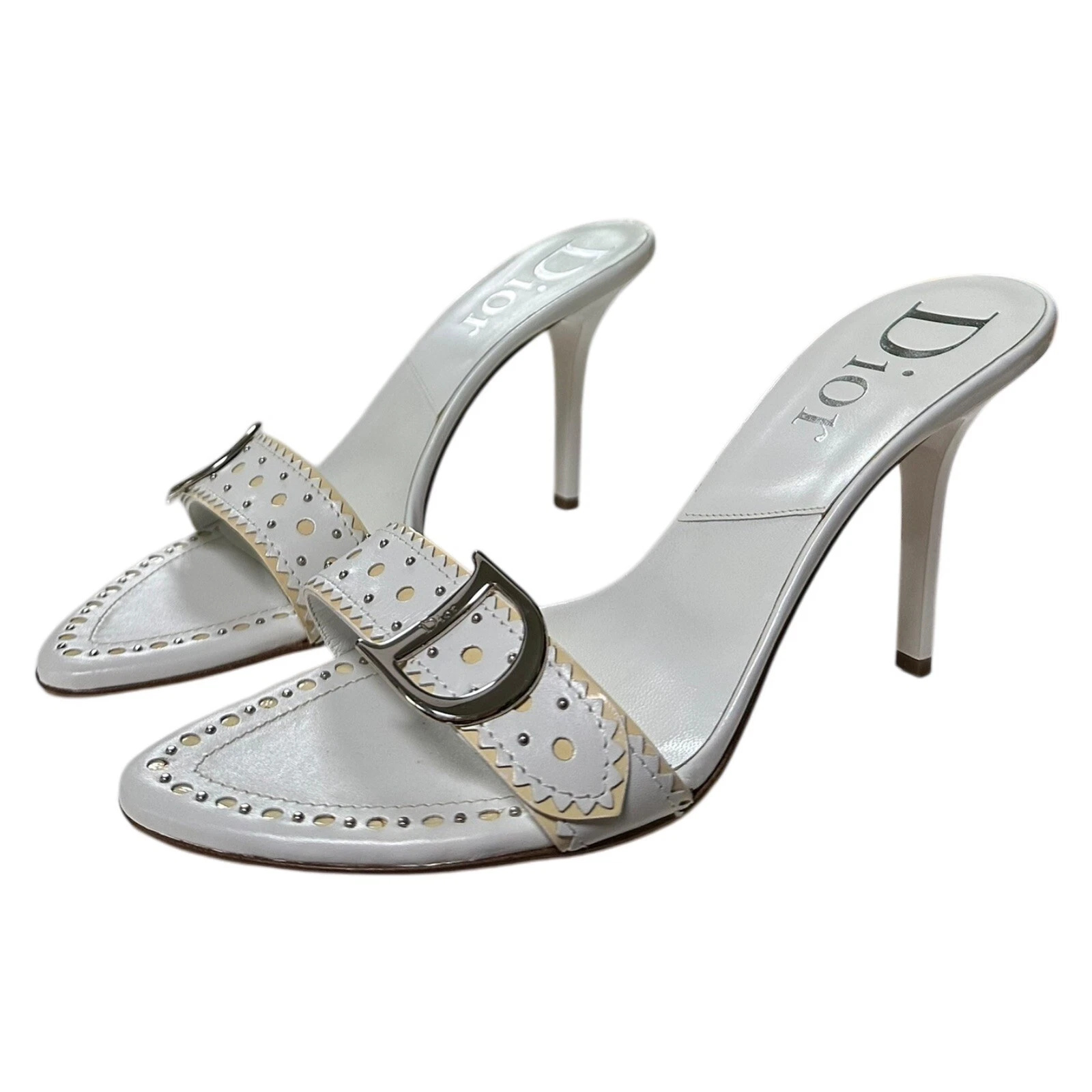 Sandales cloutées cuir CHRISTIAN DIOR printemps été 2004 D'Trick