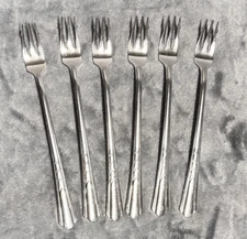 EKCO USA Stainless Steel Chevron Pattern Seafood/Cocktail/Oyster Forks Set/6
