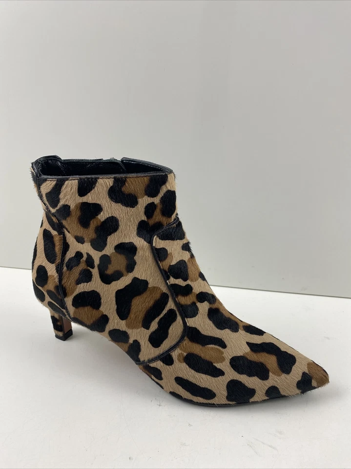 Botines Aquatalia Estampado Leopardo Pelo de becerro Punta Lateral Cremallera Tacón Talla 5 Foto 3 de 4